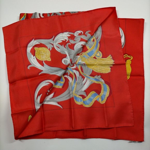 Authentic Hermes scarf Carre 90 Reds Silk100% - Picture 9 of 10